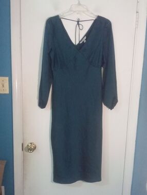 * Nine Eight Teal Long Sleeve V-Neck Dress Small NWT